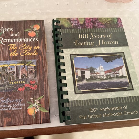 Cookbooks for the cook or for the collector - Picture 2 of 4